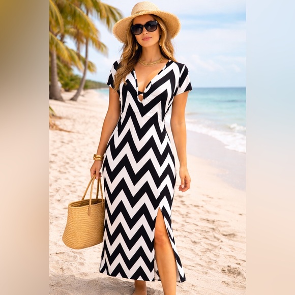 Swimsuits For All Other - SWIMSUITS FOR ALL Women's Black & White Chevron Plunge V Maxi Swim Coverup 14/16